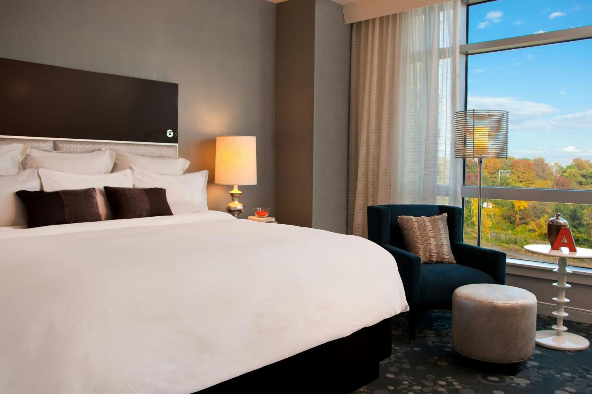 Renaissance Arlington Capital View Hotel Pokoj fotografie